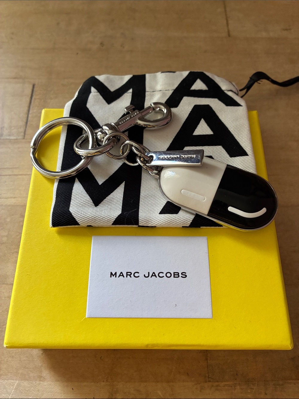 Marc Jacobs Pill Vitamin Bag Charm Keychain!